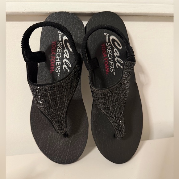 Skechers Size 8 Women's Meditation Sweet Rock Black Flip Flops - Picture 2 of 5